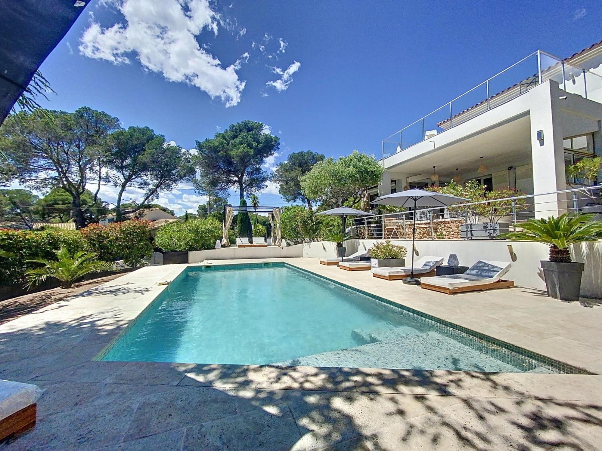 "Les Alizes" Cote Piscine Proche Bord De Mer Saint-Raphaël Dış mekan fotoğraf
